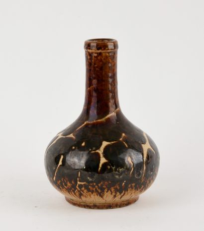 High-necked stoneware bottle vase with beige...