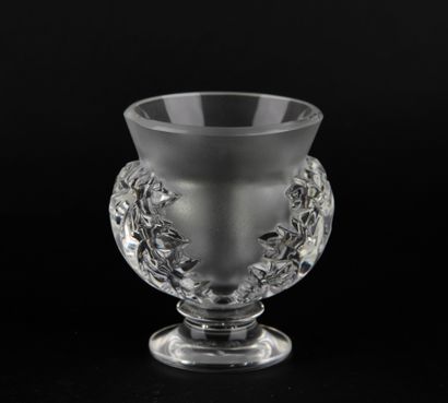 LALIQUE France.
Pressed molded crystal vase...