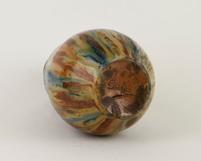 Roger GUERIN (1896-1954).
Stoneware vase...