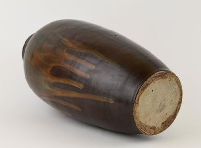 Léon POINTU (1879-1942).
Large stoneware...