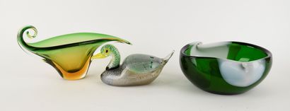 MURANO.
Reunion of a green and white tinted...