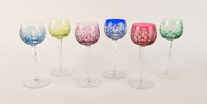 Suite of six tinted crystal stemmed glasses...