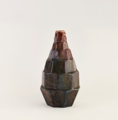 DESVRES France.
Stoneware sectional vase...