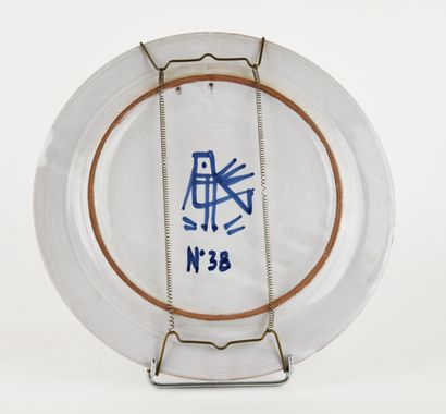 Michel BARBIER (1931-2004).
Ceramic plate...