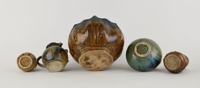 Reunion of small ceramic vases or pourers,...