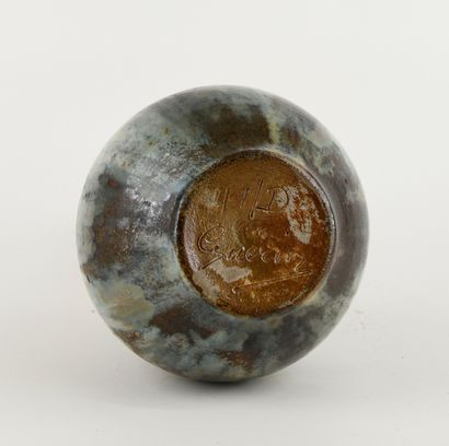 Roger GUERIN (1896-1954).
Vase with swollen...