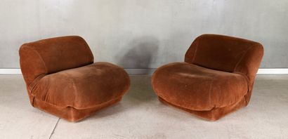 FRENCH WORK FROM THE 1950S.
Pair of comfortable...