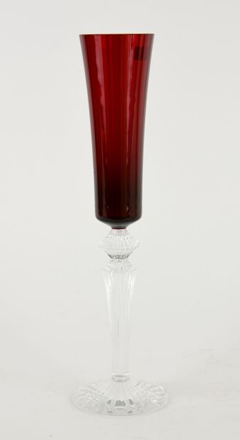 MATHIAS for BACCARAT.
Champagne flute in...