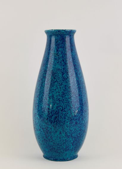 BOSCH Frères in Louvière, 
Oblong earthenware...