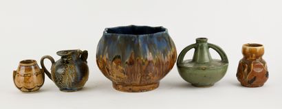 Reunion of small ceramic vases or pourers,...