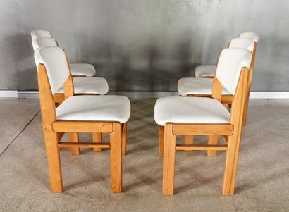MAISON REGAIN.
Suite of six chairs in elm...