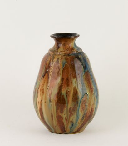Roger GUERIN (1896-1954).
Stoneware vase...