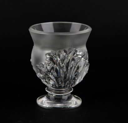 LALIQUE France.
Pressed molded crystal vase...