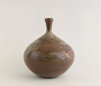 CHAVANNES-RENENS - Swiss ceramics school.
Vase...
