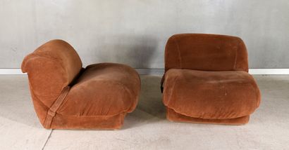 FRENCH WORK FROM THE 1950S.
Pair of comfortable...