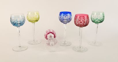 Suite of six tinted crystal stemmed glasses...