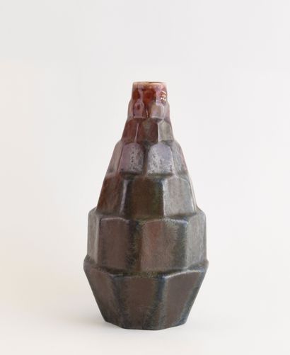 DESVRES France.
Stoneware sectional vase...