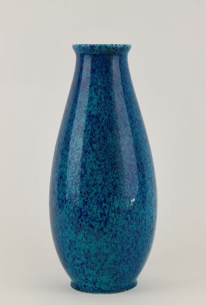 BOSCH Frères in Louvière, 
Oblong earthenware...