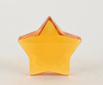 ROSENTHAL.
Five-pointed star in orange-tinted...