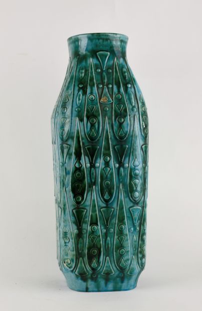 KERALUC in Quimper
Large ceramic vase decorated...