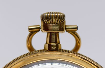 Montre à gousset en or jaune.
Le revers à...