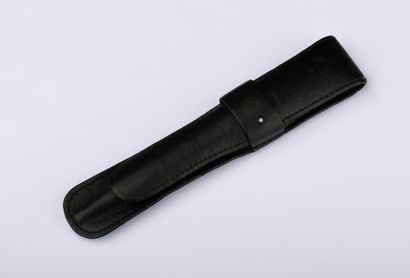 MONTBLANC.
Resin and gilded metal ballpoint...