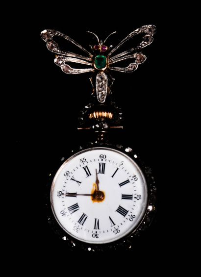 Montre de col en argent et vermeil , le dos...