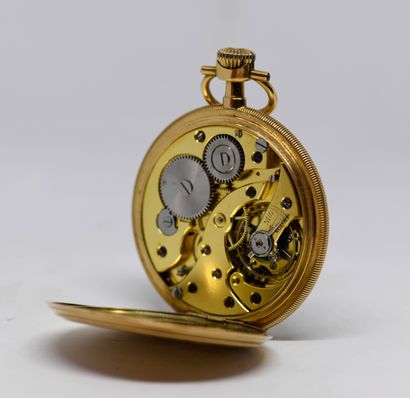 Montre à gousset en or jaune.
Le revers à...