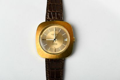 LONGINES.
Montre de poignet pour homme en...