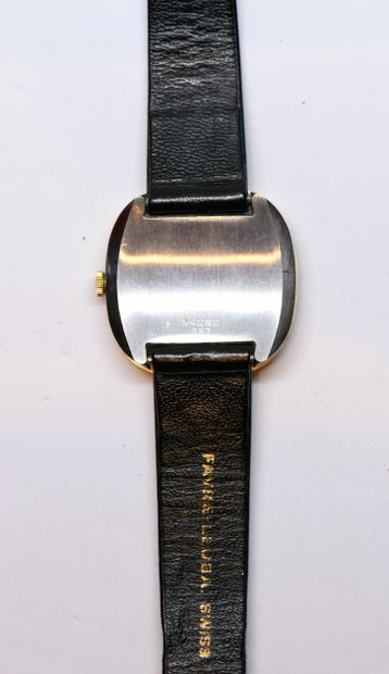 FAVRE-LEUBA.
Montre de poignet en plaqué...