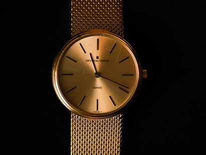 UNIVERSAL GENEVE.
Montre de poignet en métal...