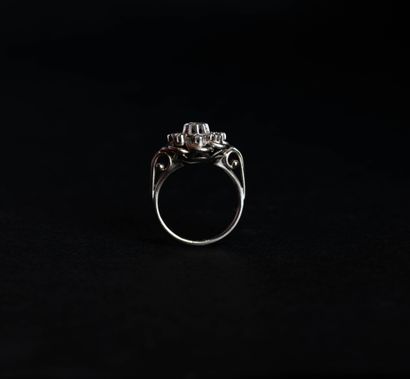 18K (750 thousandths) white gold and platinum...