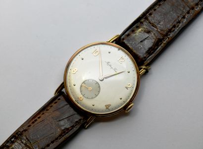 MATHEY-TISSOT.
Montre bracelet en or rose...
