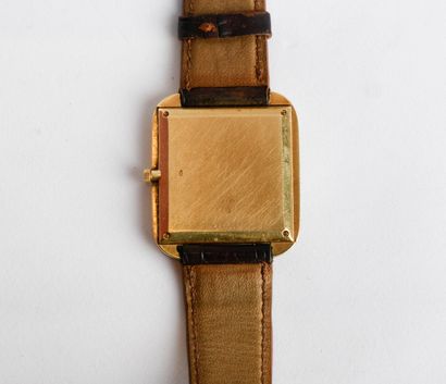 VACHERON CONSTANTIN.
Montre d'homme rectangulaire...
