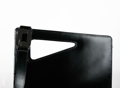 LANCEL
Structured shoulder bag in black leather...