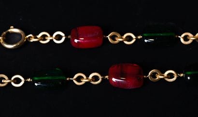 CHANEL
Large necklace in gilded metal and...