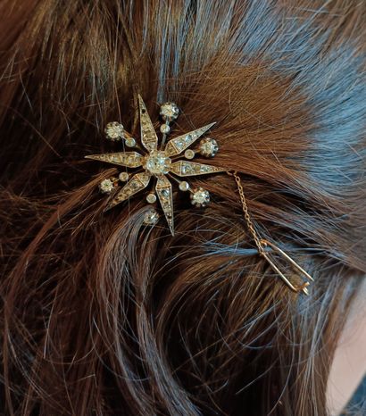 18K (750 mm) yellow gold and silver star...