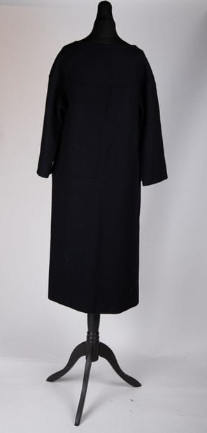 BOTEGA VENETA. Black dress in wool (90%)...