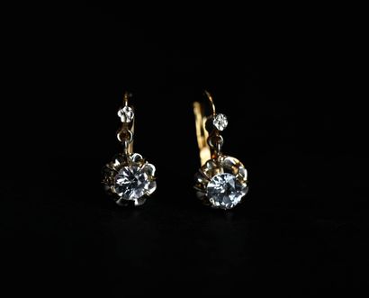 Pair of 18K (750 thousandths) yellow gold...