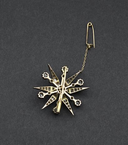 18K (750 mm) yellow gold and silver star...