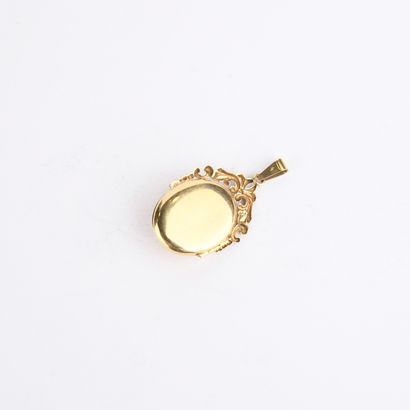 Pendentif porte-photographie en or jaune...