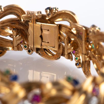 From the House of BOUCHERON
Half-set 