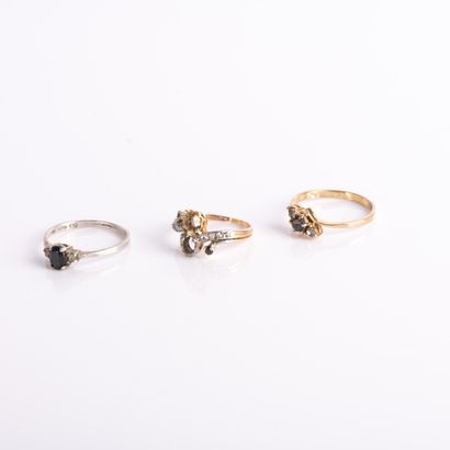 Lot de 2 bagues:
- une ancienne bague Toi...