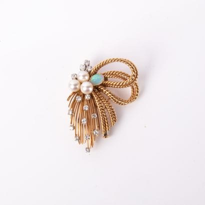Elegant bow brooch with spray motif, in gold...