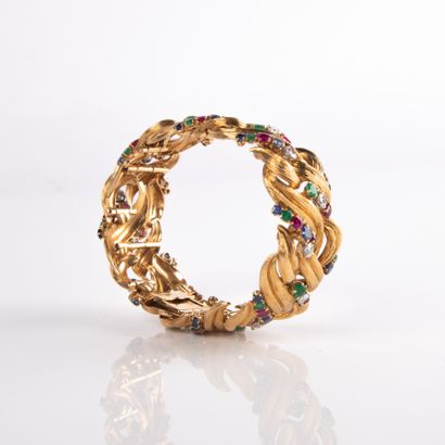 From the House of BOUCHERON
Half-set 