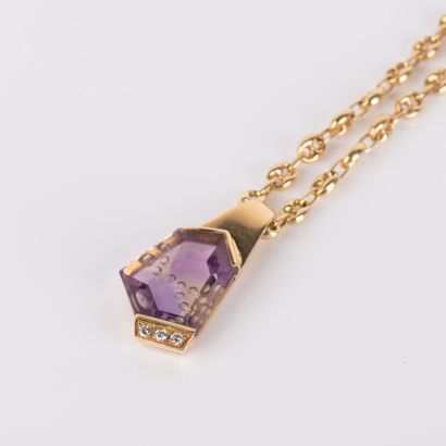 Necklace in 18K yellow gold (750 thousandths)...
