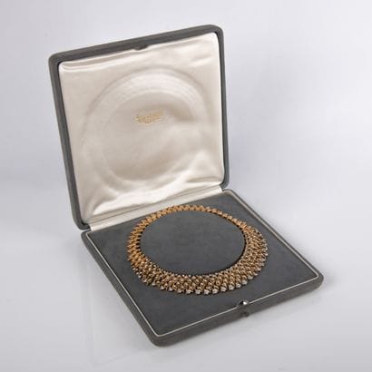 From the House of BOUCHERON
Fully articulated...