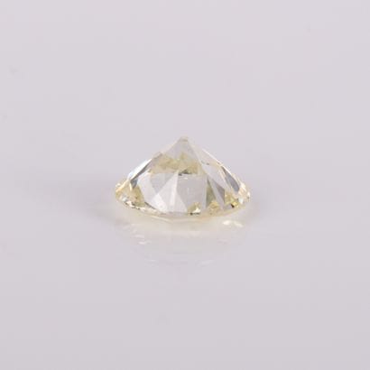 Solitaire set with a 3.99-carat cut diamond,...