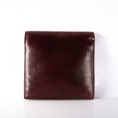 HERMES
Men's clutch bag in burgundy leather...