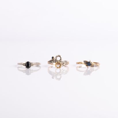 Lot de 2 bagues:
- une ancienne bague Toi...